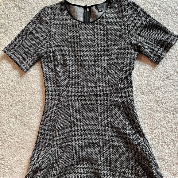 Theory black and white houndstooth plaid dress - Picture 5 of 8